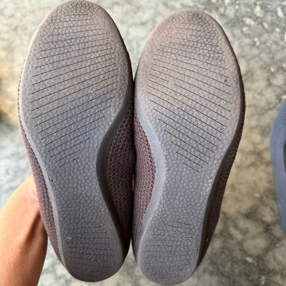 Allbirds Women's Chocolate Brown Flats - Picture 2 of 3